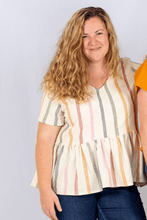 Load image into Gallery viewer, Gathered Top